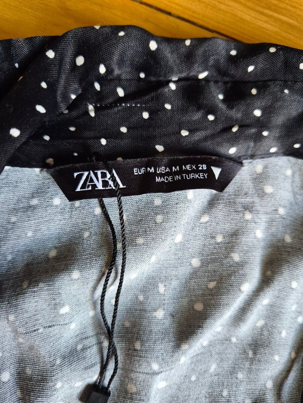 Zara Black Polka Dot Tie-Front Women’s Top - Picture 2 of 11